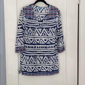 J McLaughlin tunic in geometric navy print XS